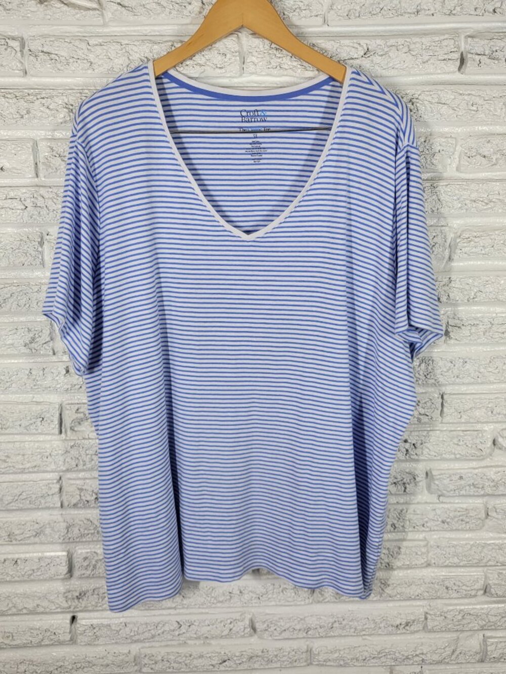 Croft & Barrow 3X Blue White Striped V-Neck Tee 100% Cotton STR104E